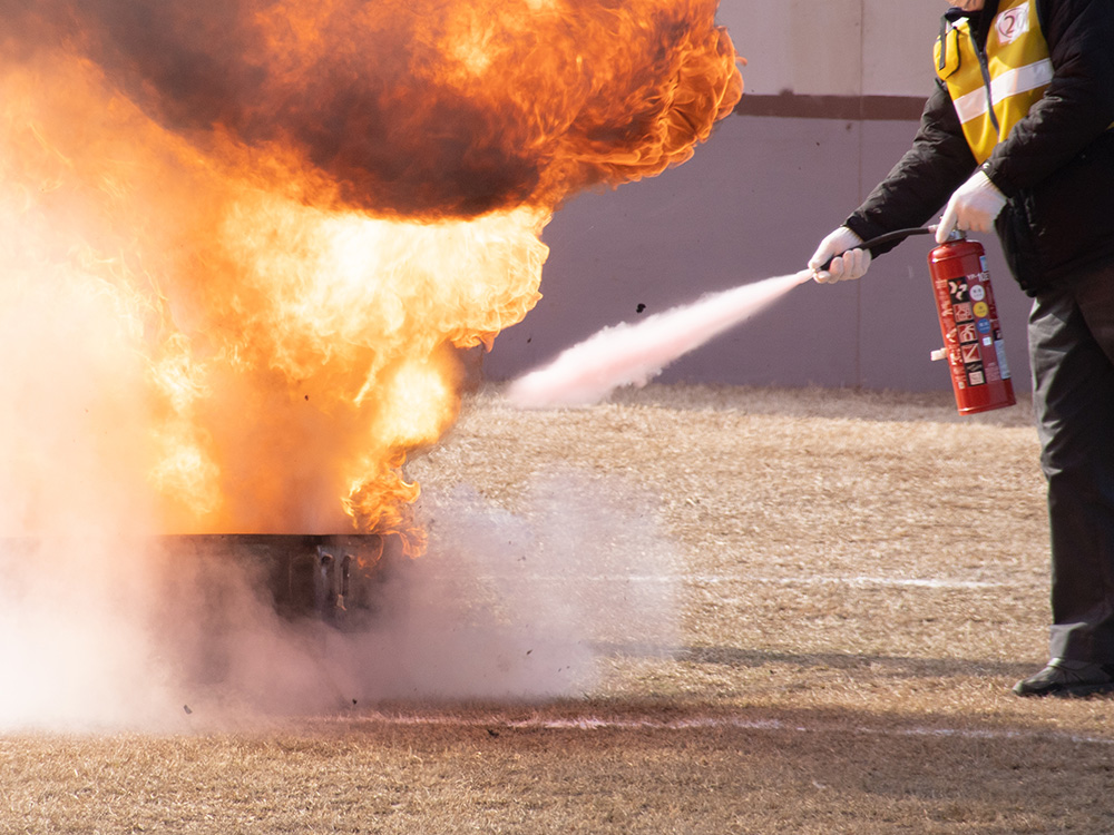 消防訓練のお手伝い